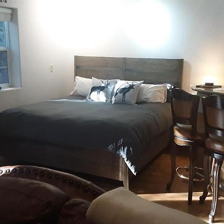 ארנולד Winterfell Inn - No Xtra Fees, Dogs Ok, King & Queen Suites מראה חיצוני תמונה